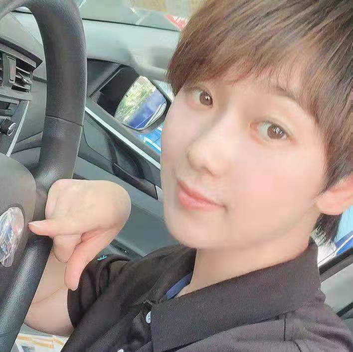 燕子的第一张照片--百色认干亲服务网